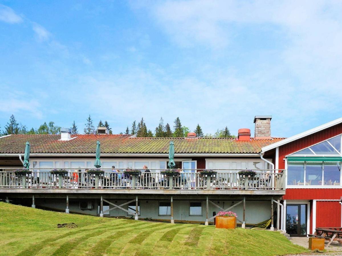 4 Person Holiday Home In G Tene Götene Rom bilde